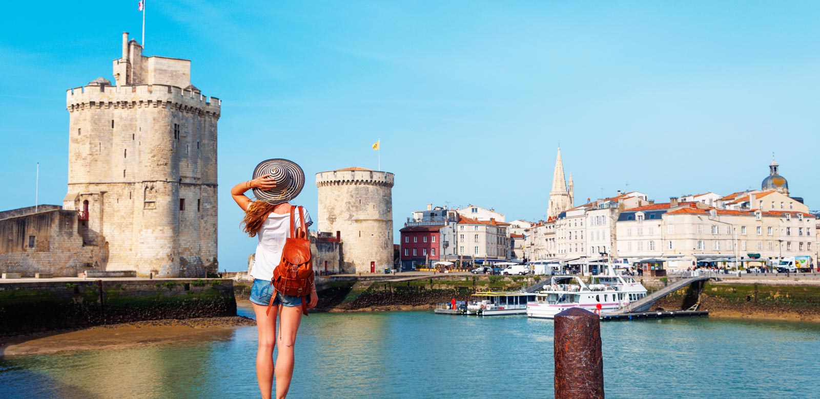 Girls in La Rochelle